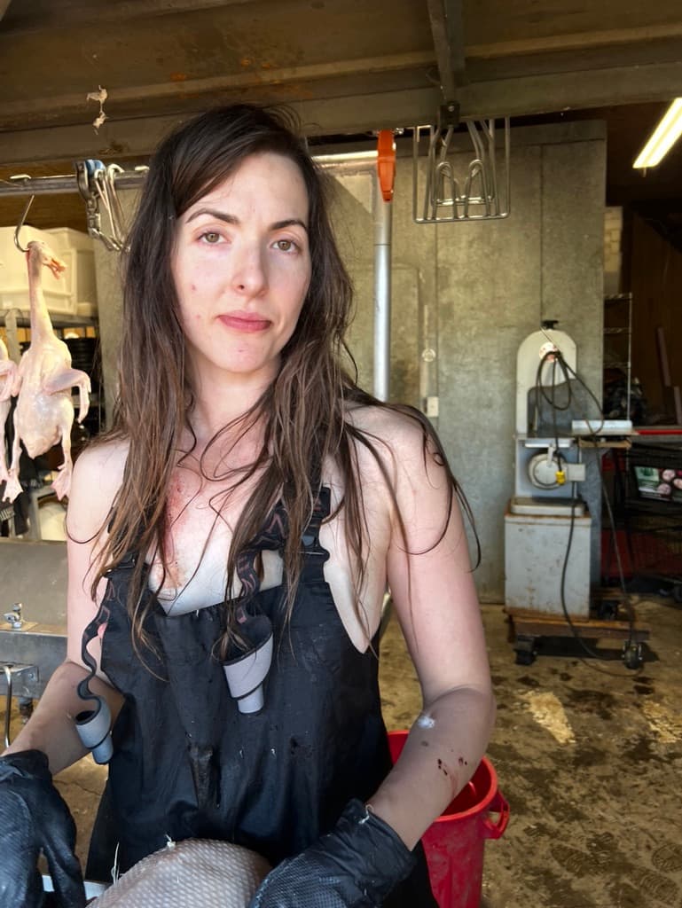 Rose Stole the Magic Meat Truck! image 2